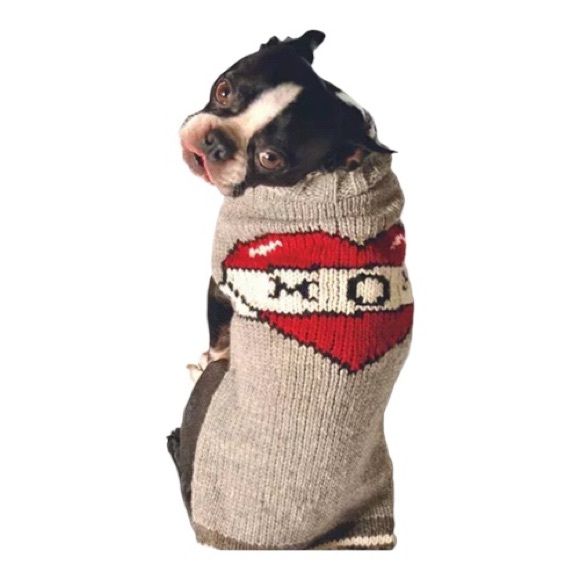Chilly Dog Gray Knit 100% Wool Dog Sweater with Red Heart Mom. - Picture 1 of 6